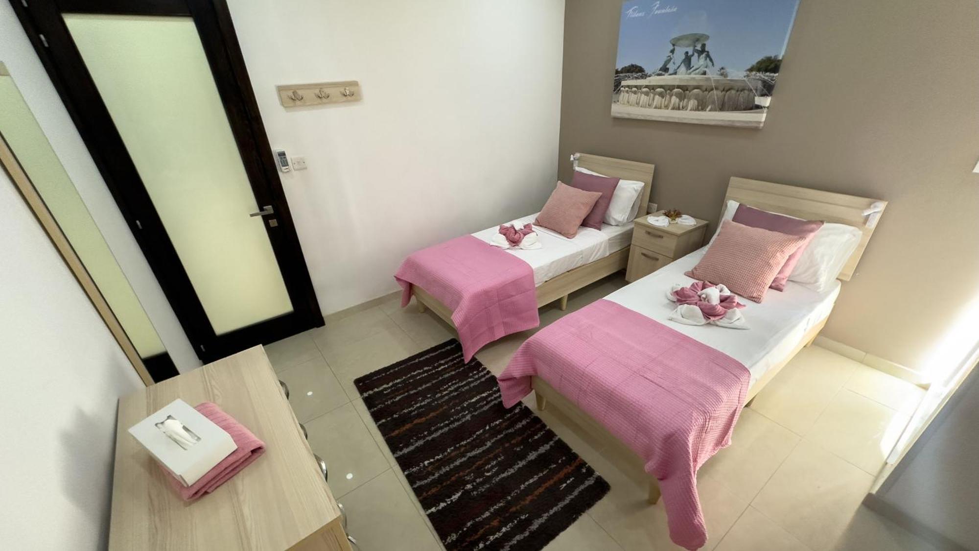 Apartament In Ta' Xbiex 3Br- 3 Min Yatch Marina Msida Dış mekan fotoğraf